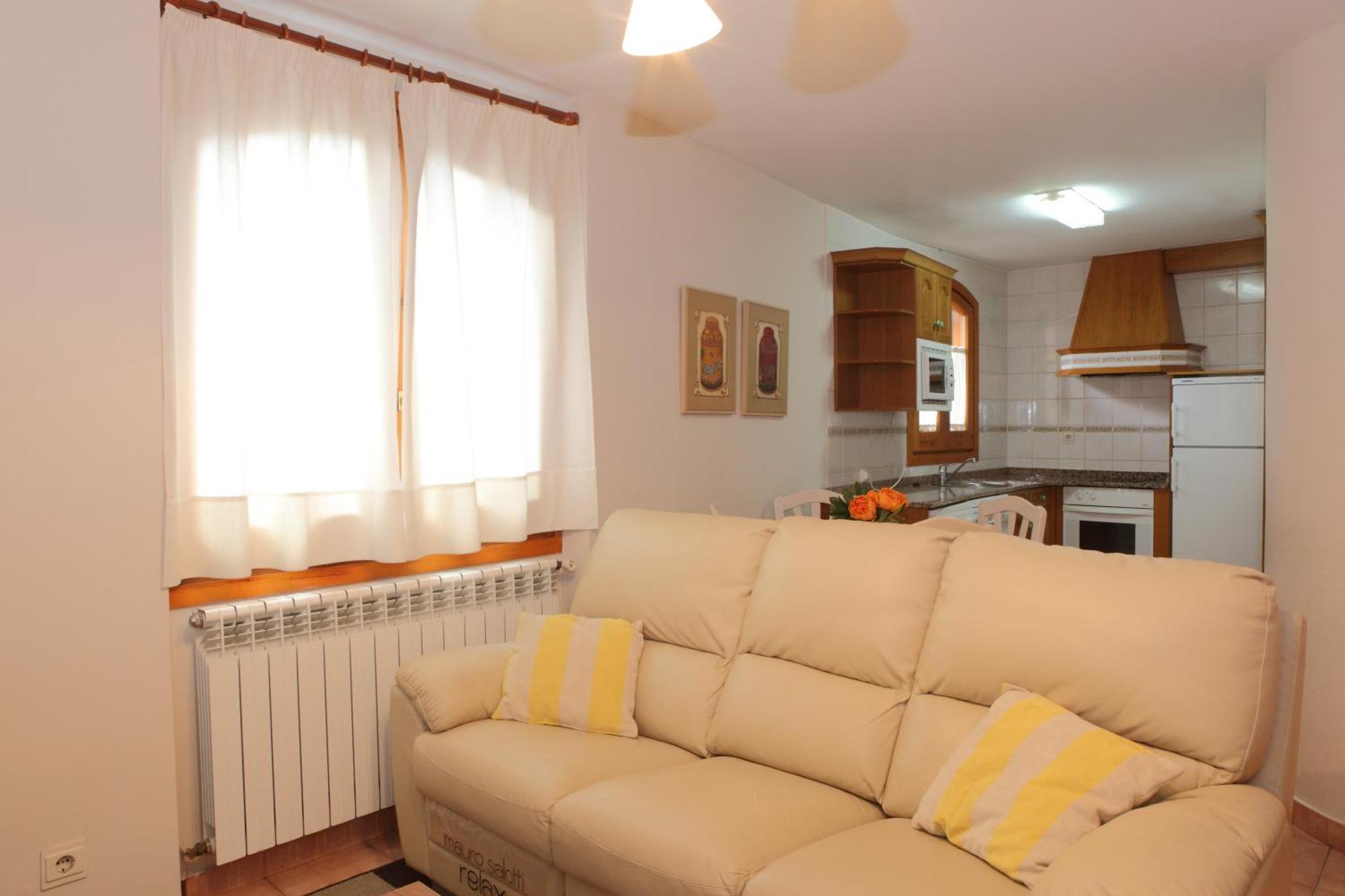 Apartamentos Alba Casa Alquesera Sahun エクステリア 写真