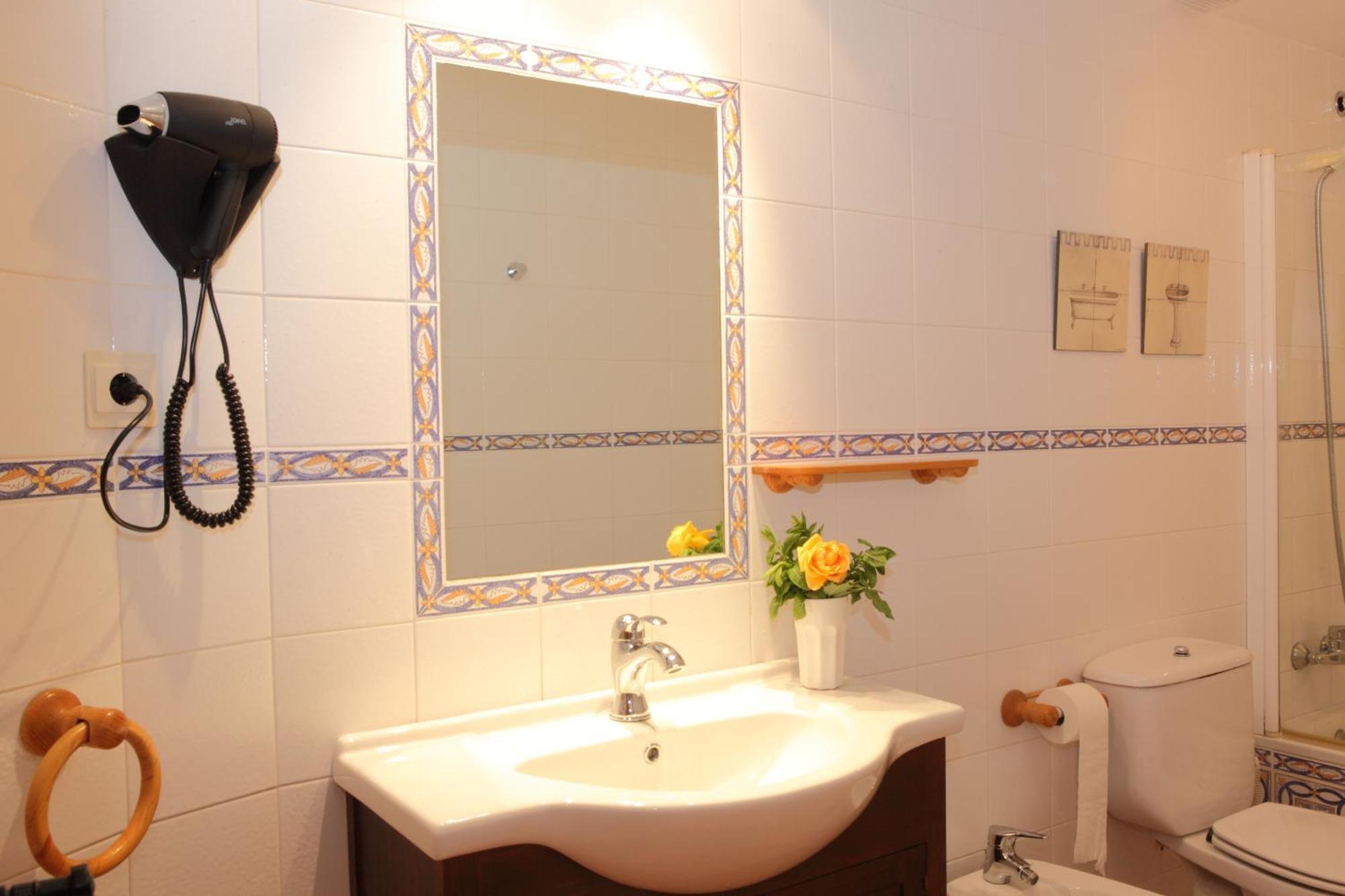 Apartamentos Alba Casa Alquesera Sahun エクステリア 写真