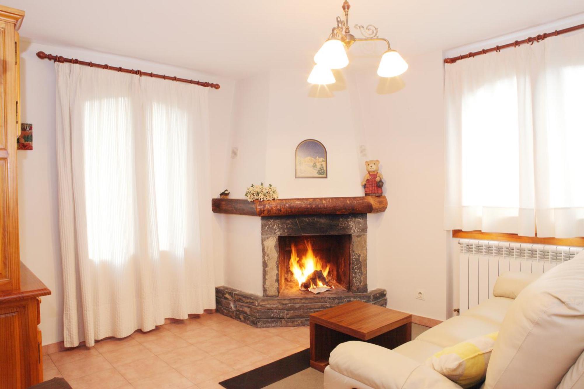 Apartamentos Alba Casa Alquesera Sahun エクステリア 写真