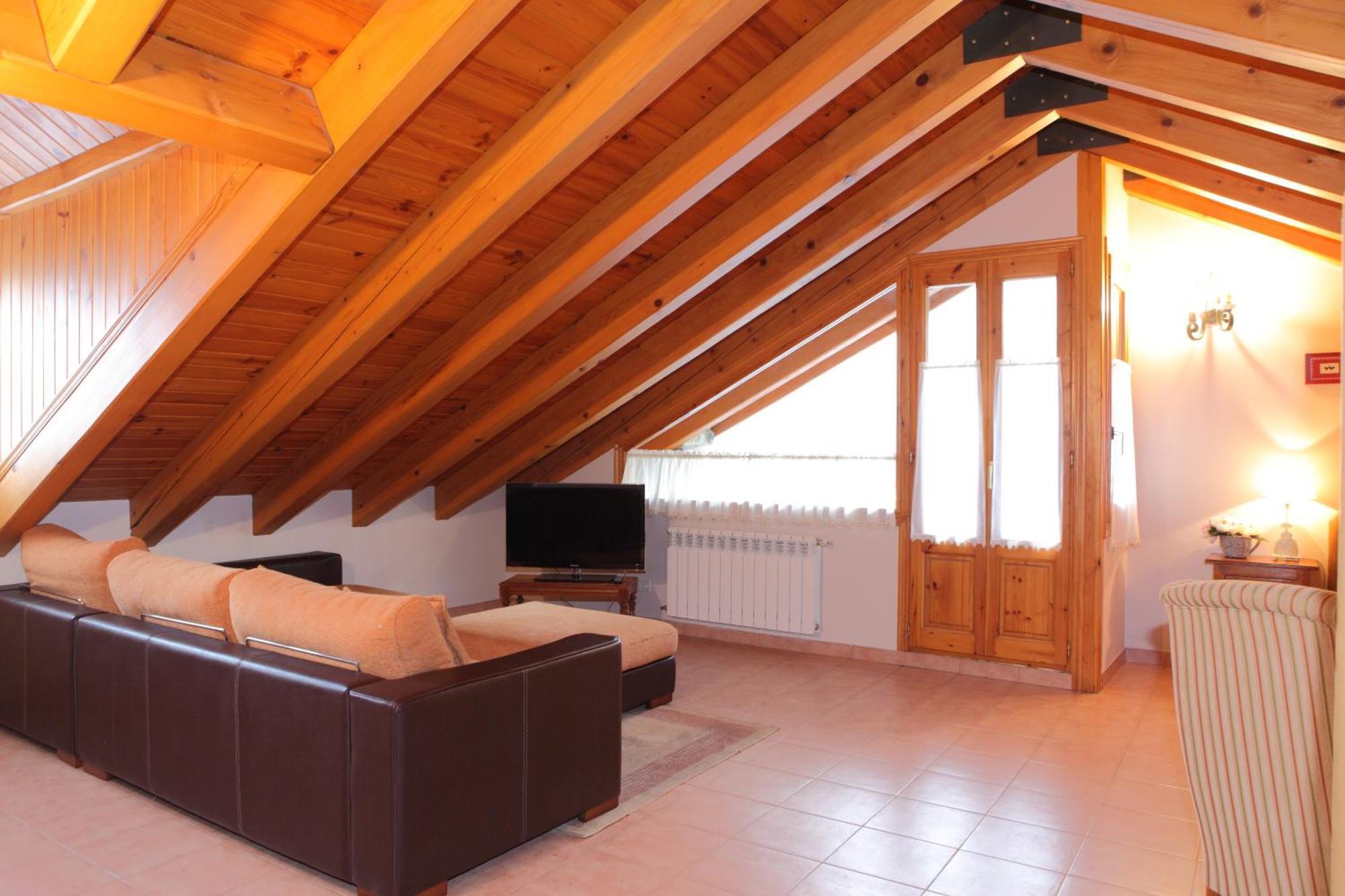 Apartamentos Alba Casa Alquesera Sahun エクステリア 写真