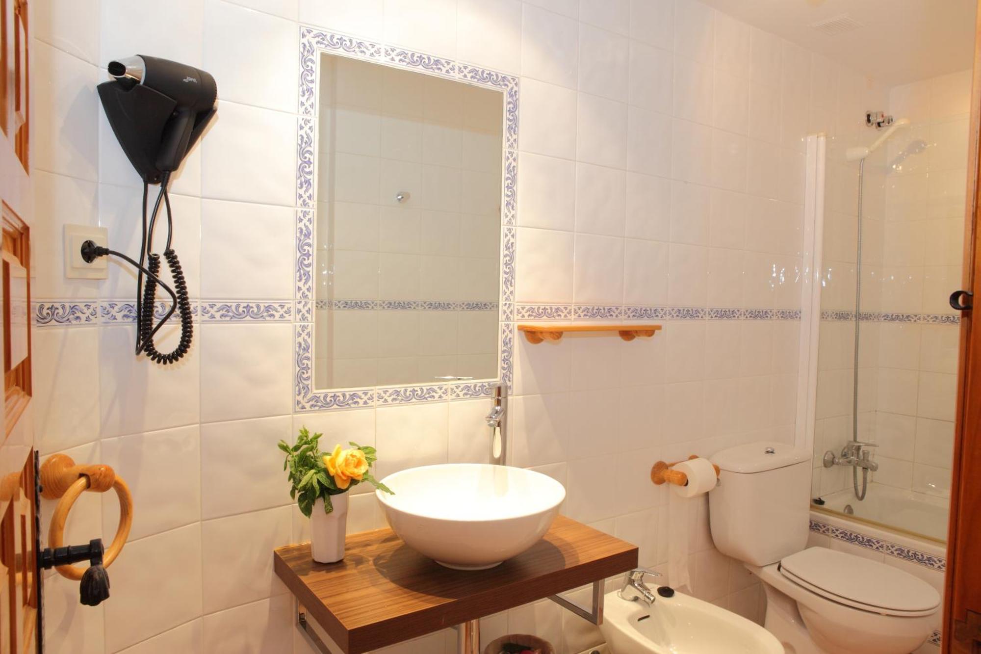 Apartamentos Alba Casa Alquesera Sahun エクステリア 写真